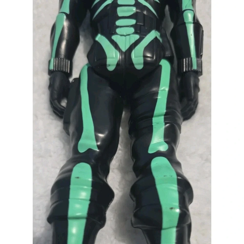 Fortnite Skull Trooper Green Glow Action Figure Epic Games 2019 -11.5